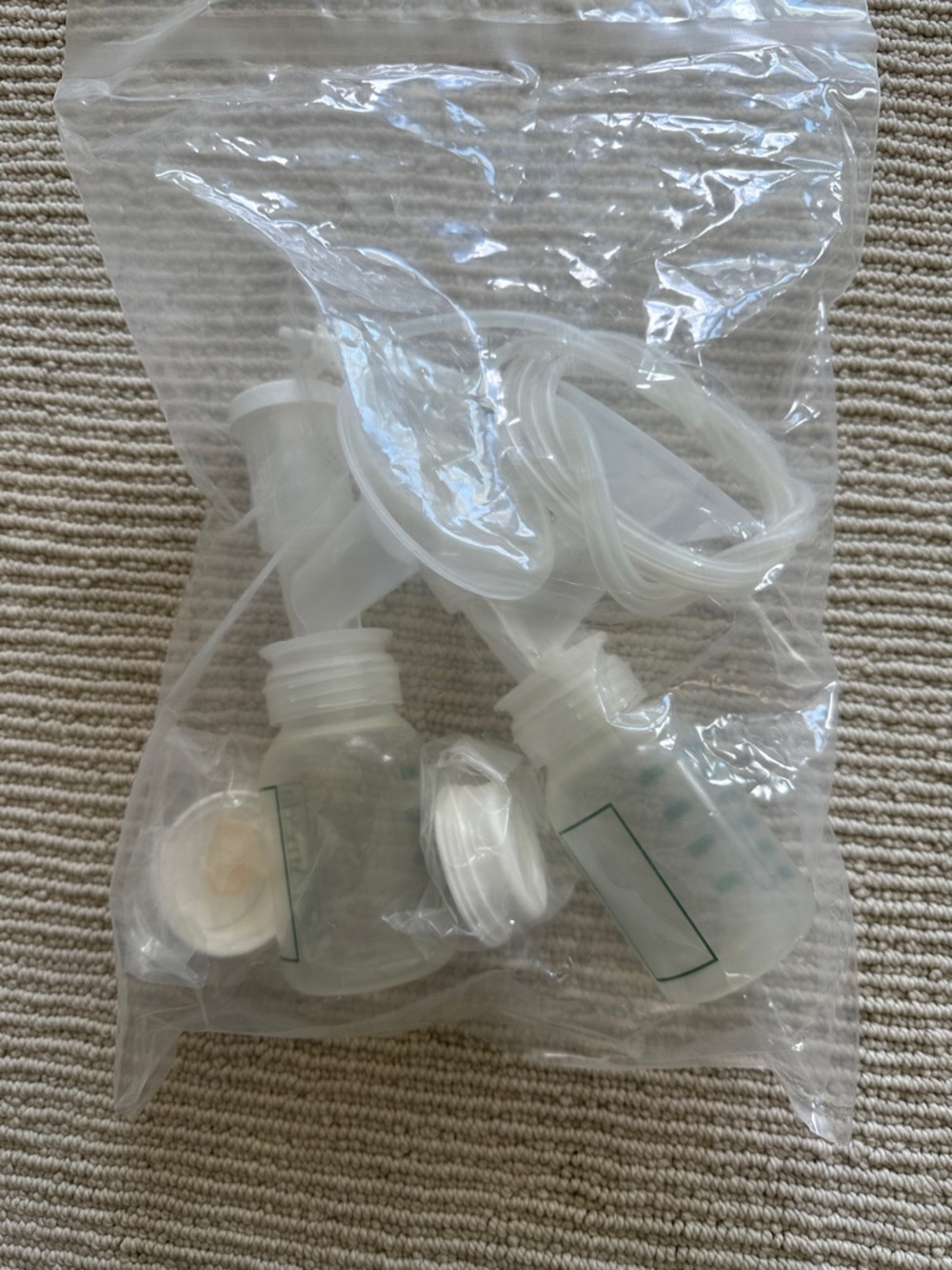 Breast Pump Parts with Bottles - Clear/White